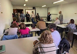 Visita del viceconsejero de Transformación Digital, Luis Enrique Ortega, al Centro Asociado de Briviesca, dentro del programa CyL Digital Rural.