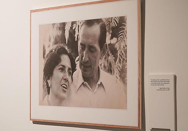 Imagen de Delibes con su esposa.