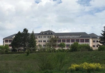 Mejorarán 44 aseos de las habitaciones del hospital de Fuente Bermeja por 300.000 euros