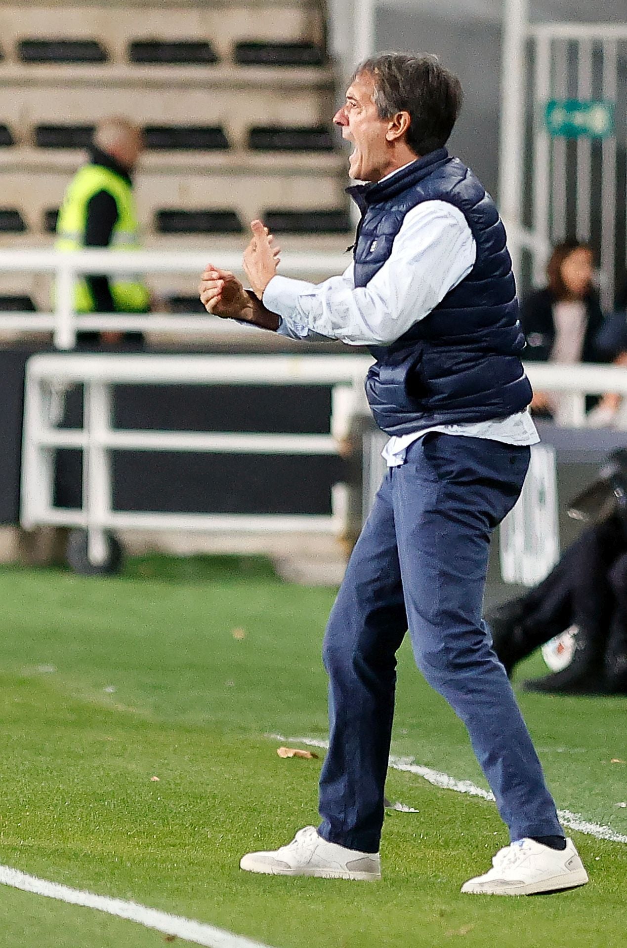 El Burgos CF - Granada CF, en imágenes