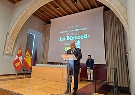 El subdelegado del Gobierno, Pedro de la Fuente, en la celebración de La Merced, en el Centro Penitenciario de Burgos.
