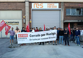 Trabajadores de RES en huelga.