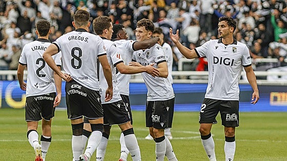 Remontada de fe del Burgos CF