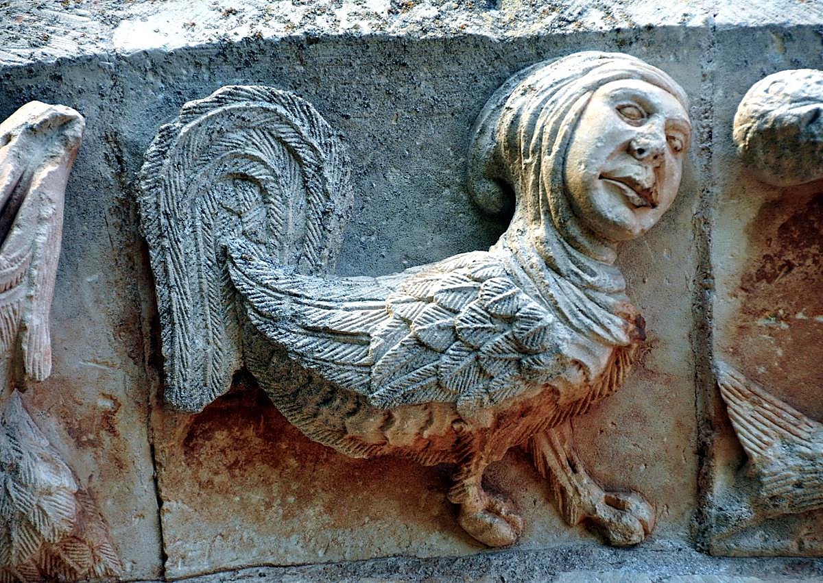 Imagen secundaria 1 - El unicornio de Burgos escondido en una joya románica de un pueblo de dos habitantes