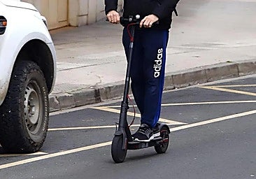 Burgos refuerza el control sobre los patinetes eléctricos ante el aumento de accidentes e infracciones