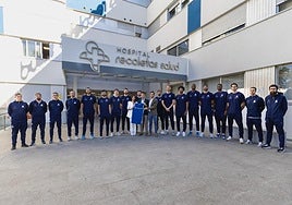 La presentación del acuerdo llegó junto a una foto de familia.