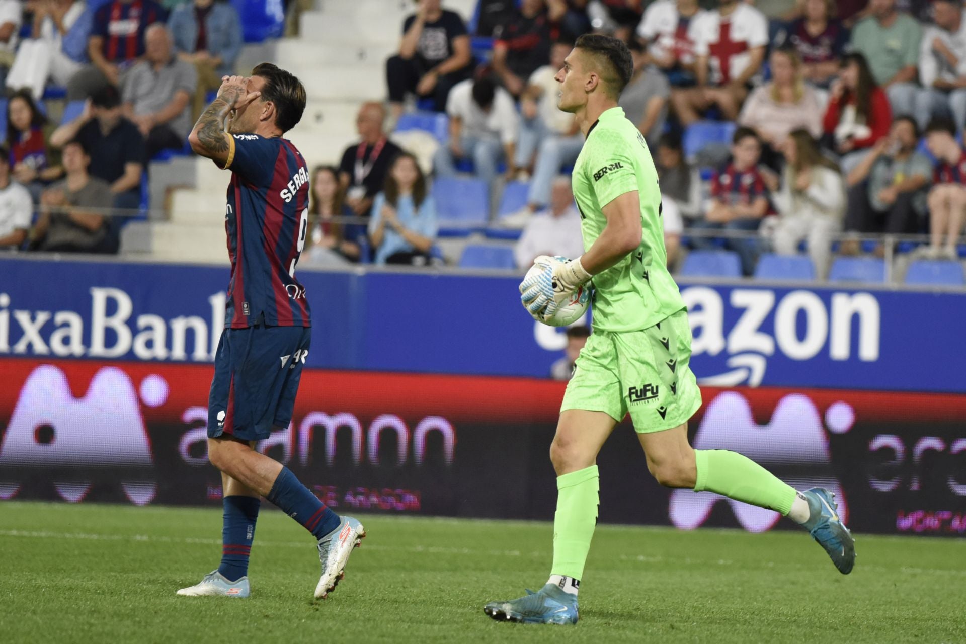 Todas las imágenes del encuentro entre el SD Huesca y el Burgos CF