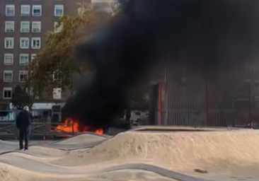 Alarma en Burgos por un incendio intencionado de unos colchones en un parque de Gamonal