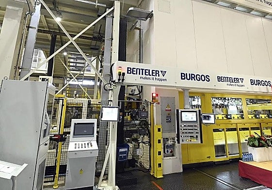 Imagen de archivo del interior de la fábrica de Benteler Burgos.