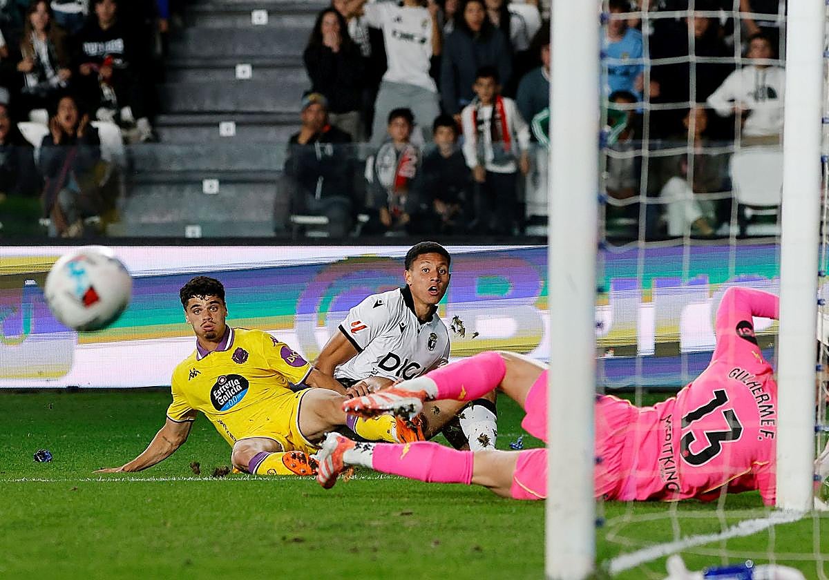 El derbi entre el Burgos CF y el Real Valladolid, en imágenes