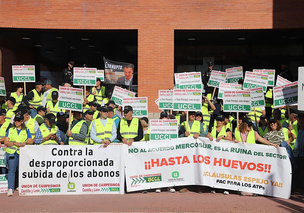 Imagen de la concentración agrícola celebrada esta mañana.