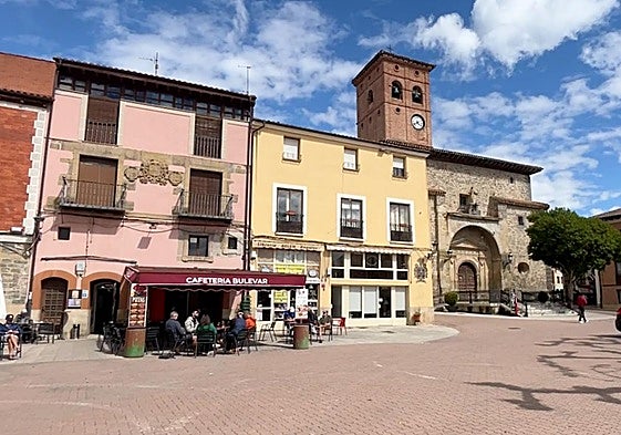 El programa se desarrolla en pueblos de menos de 20.000 habitantes.