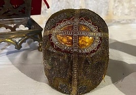 El cráneo de la santa.