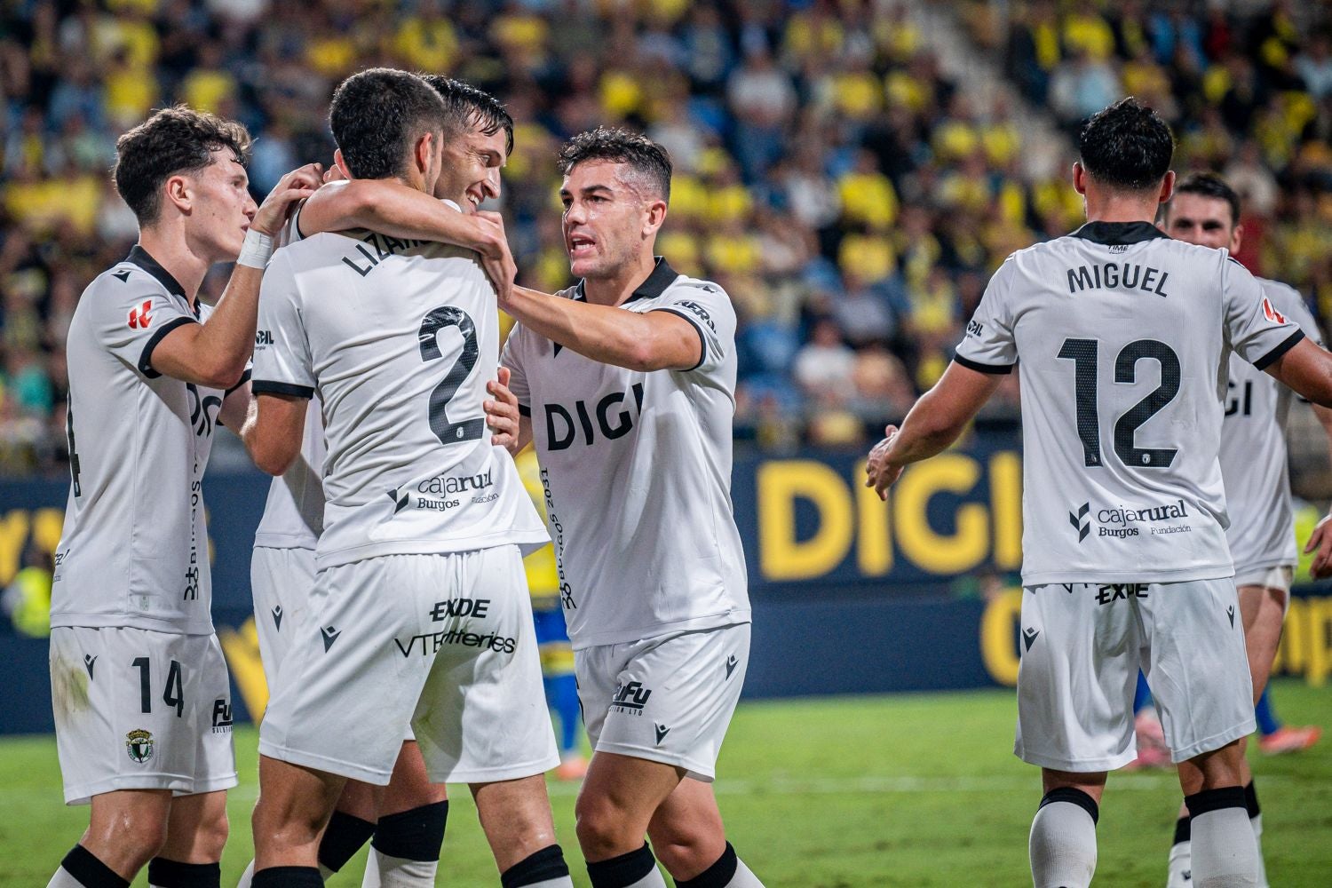 La victoria del Burgos CF en Cádiz, en imágenes