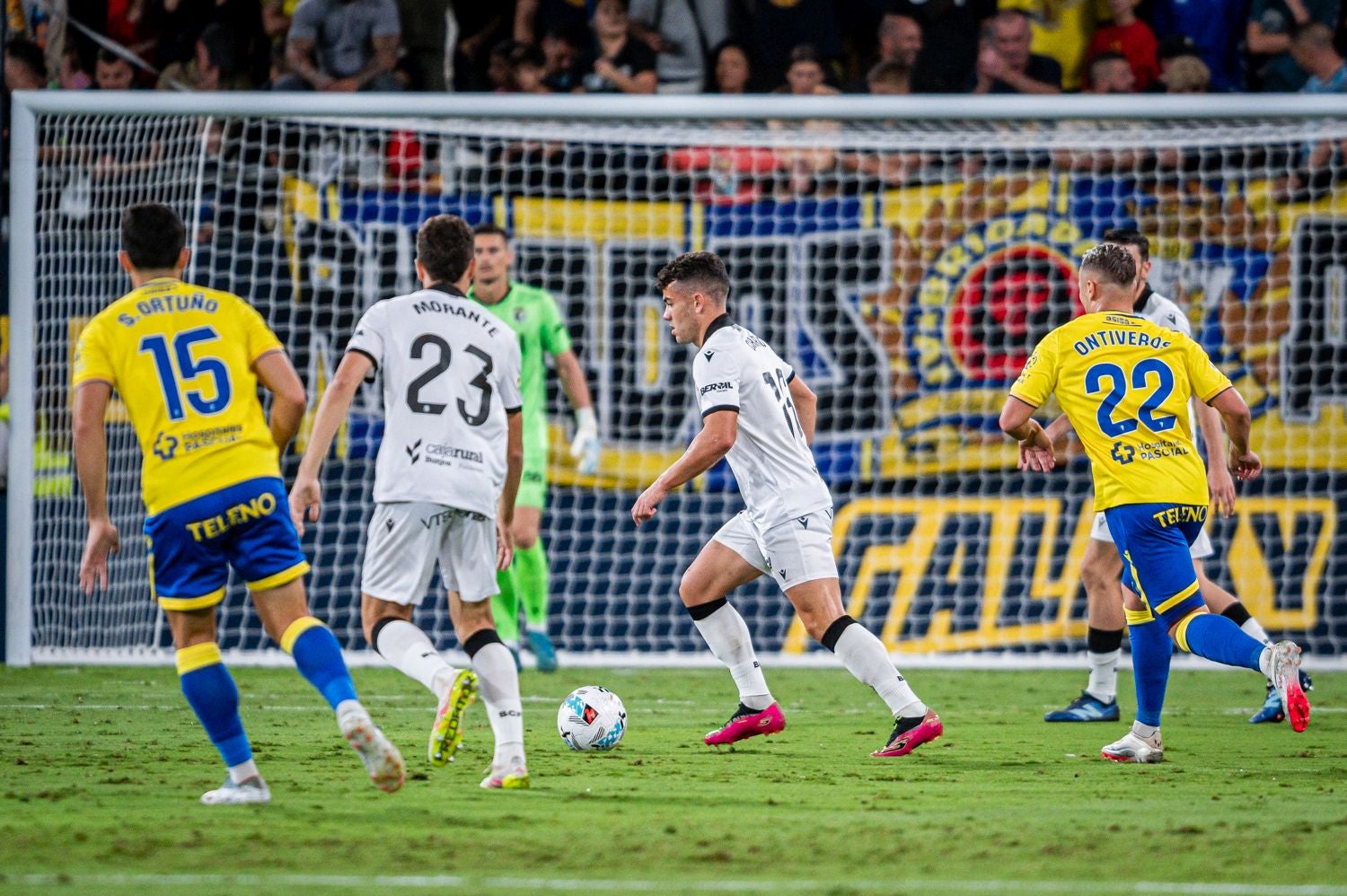 La victoria del Burgos CF en Cádiz, en imágenes