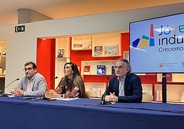 Cristóbal Álvarez, Andrea Ballesteros y Faustino Díez.