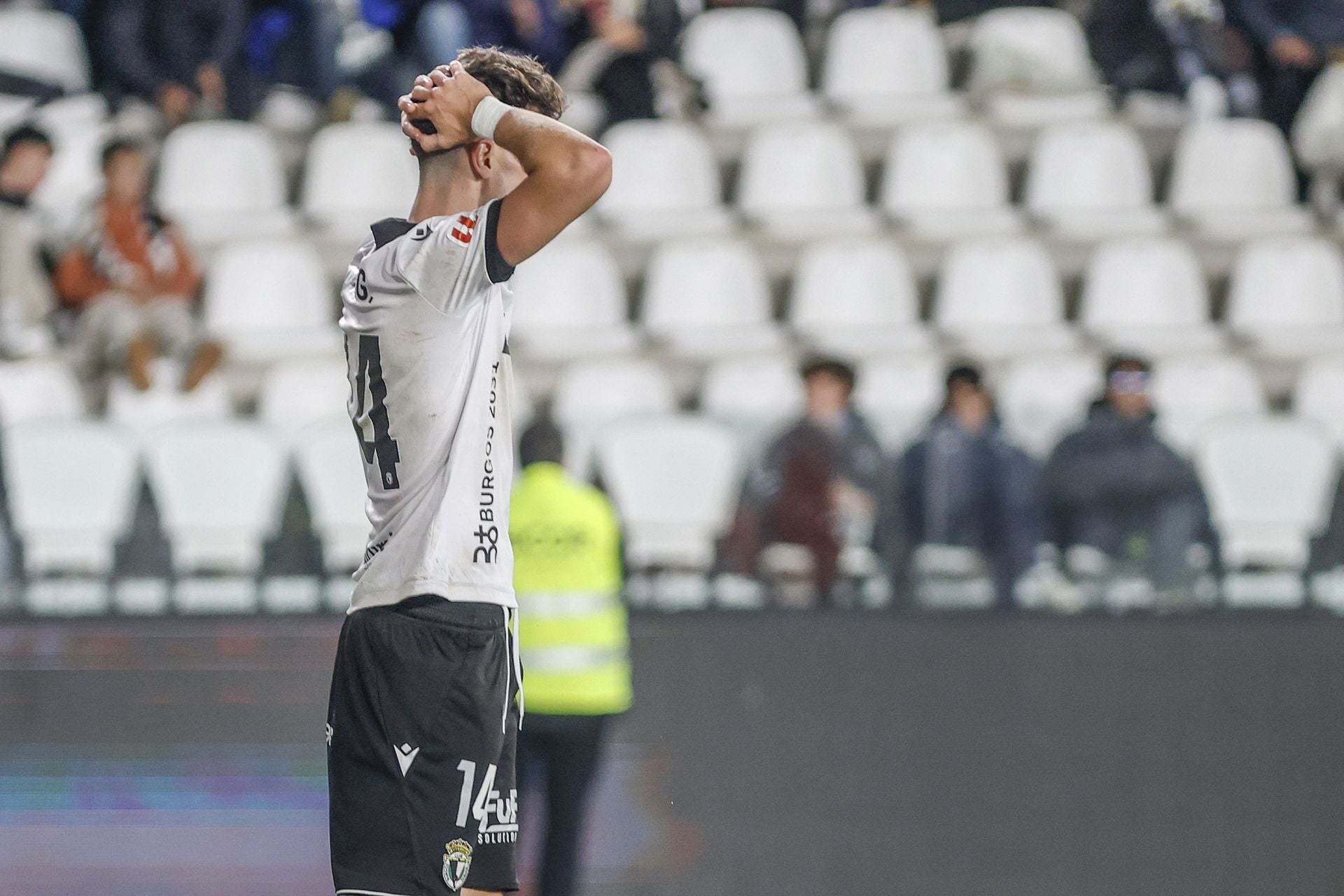 Todas las imágenes del encuentro entre el Burgos CF y la Real Sociedad B