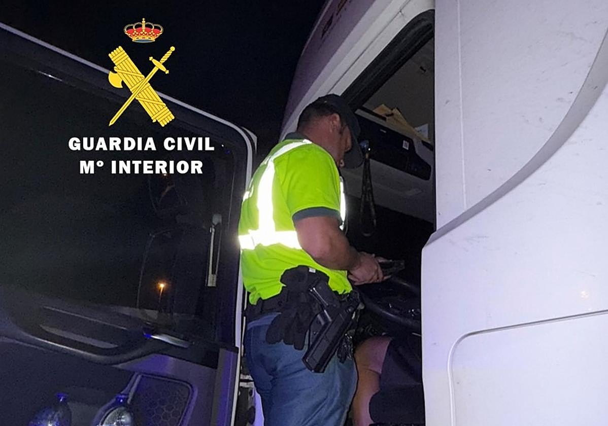 Imagen de archivo de una actuación de la Guardia Civil.