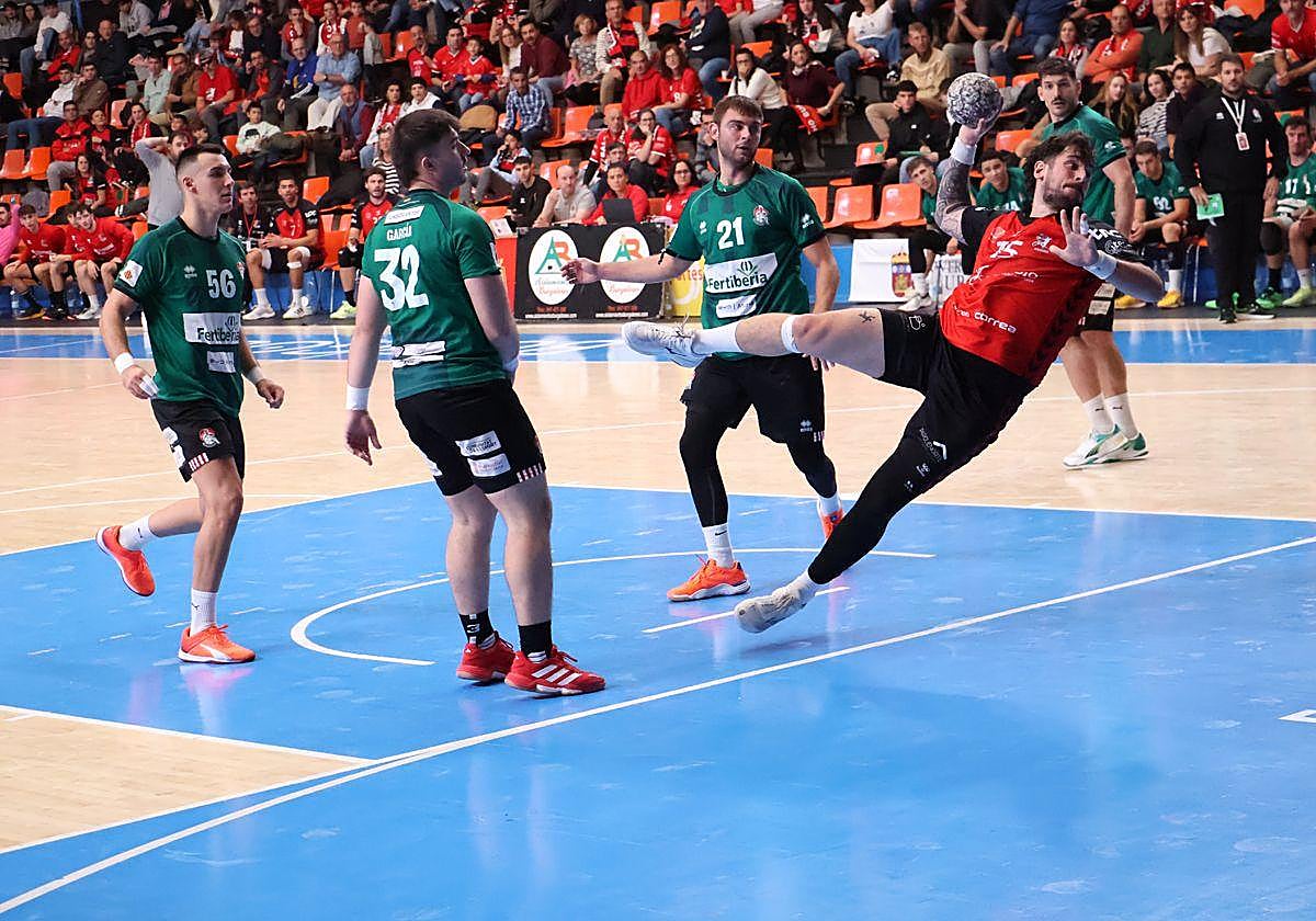 Tomás Moreira en el pasado encuentro ante el Fertiberia Puerto Sagunto