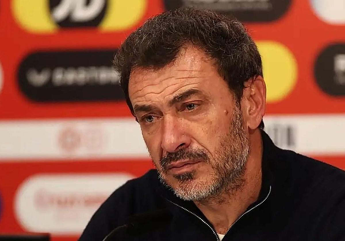 Jesús Galván se hará cargo del Mirandés en sustitución de Fran Justo.