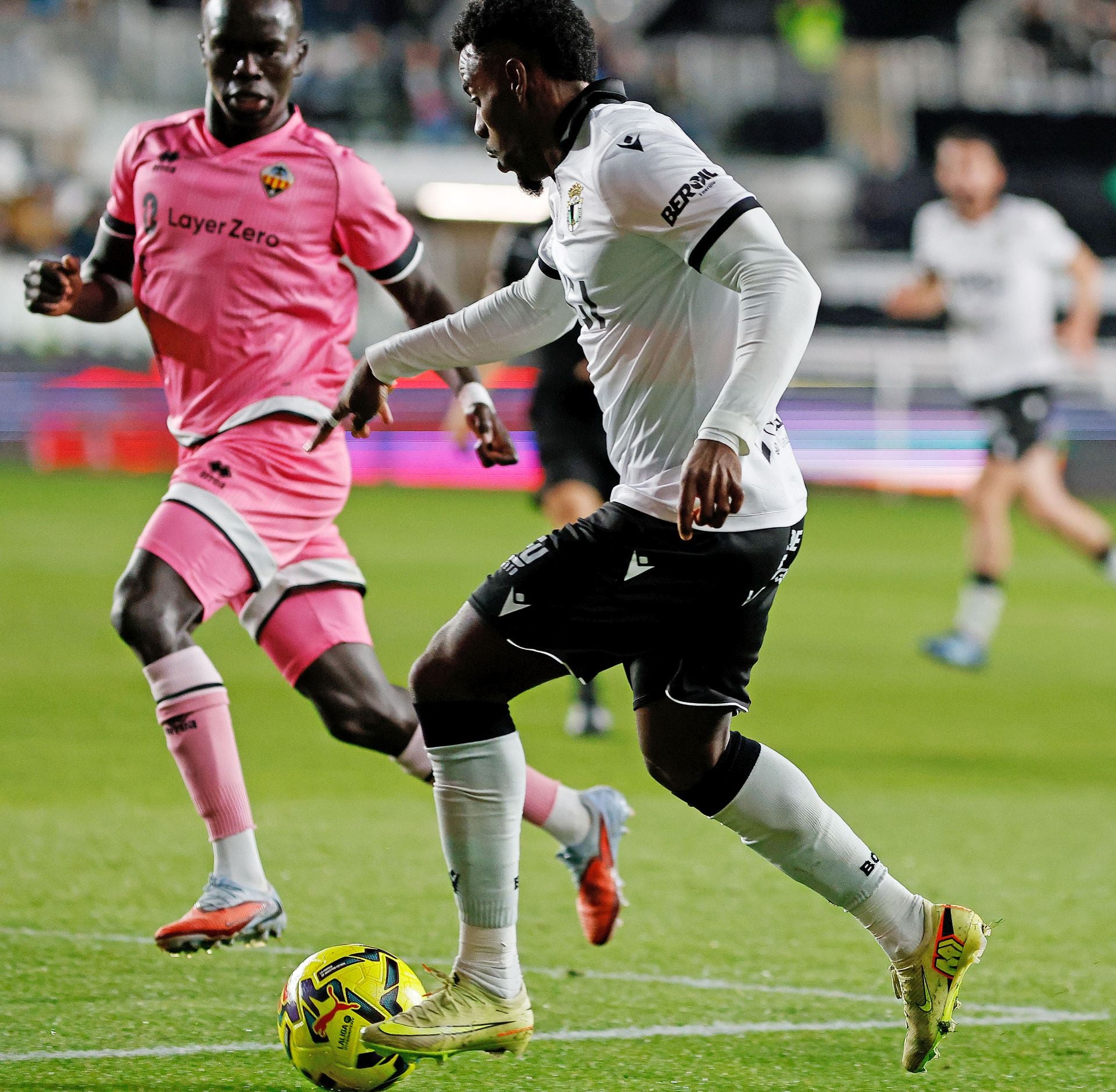 El partido entre el Burgos CF y el Castellón, en imágenes