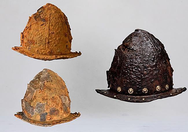 Estado inicial, proceso de restauración y estado final de la armadura