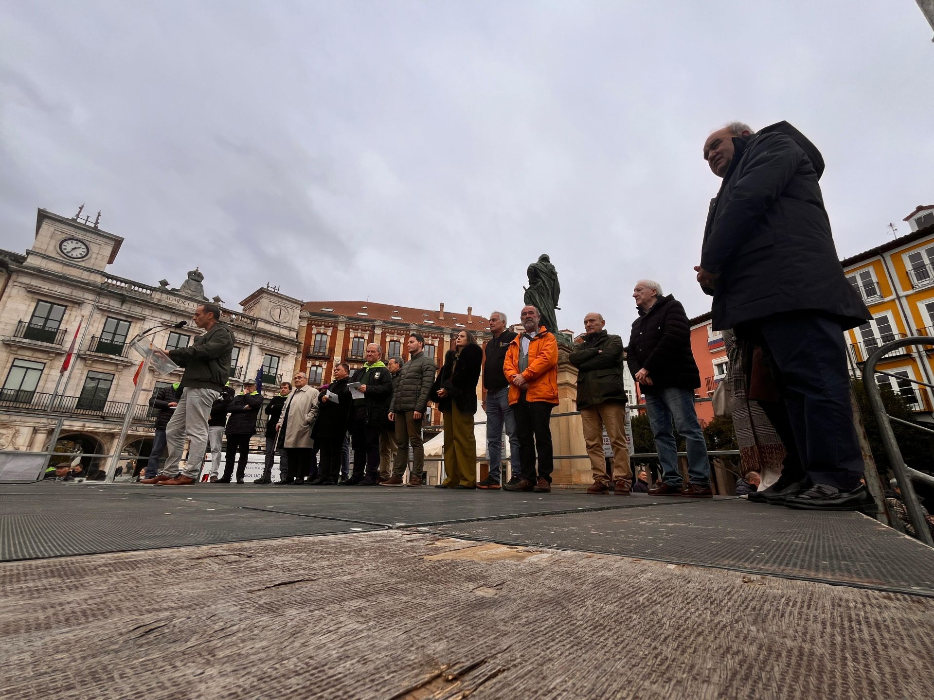 Así ha sido en imágenes la protesta por la reapertura del Tren Directo