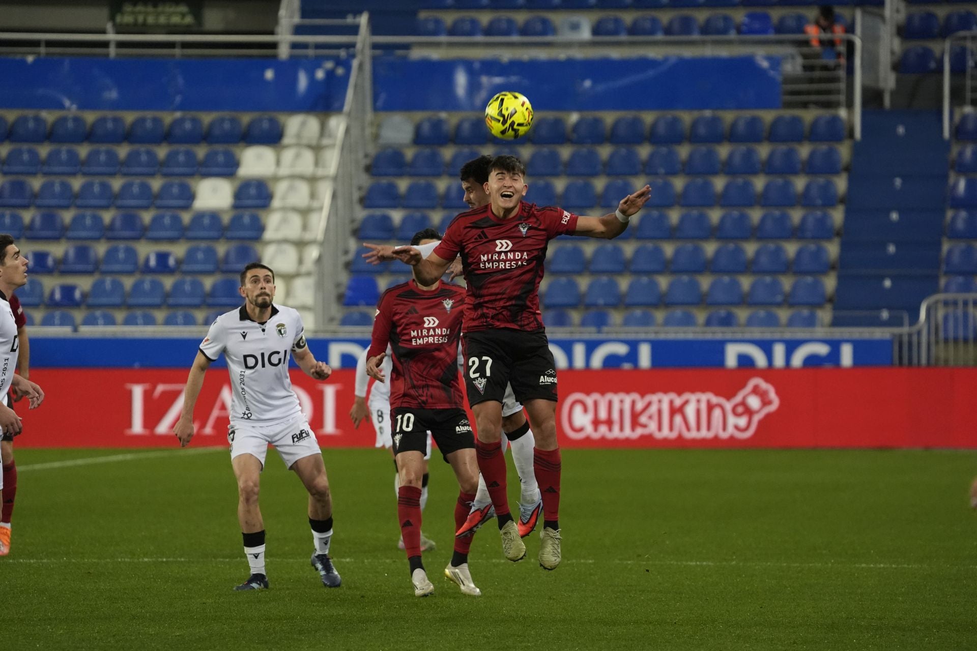 Todas las imágenes del derbi burgalés entre el Mirandés y el Burgos