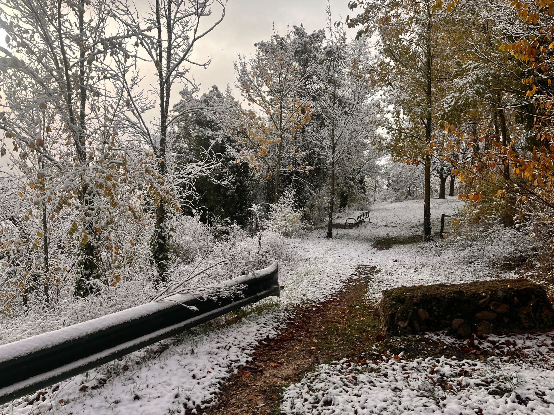 Las imágenes de la nieve que ha caído en Burgos