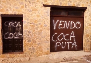 Las pintadas y el vandalismo que dividen a los vecinos de un pueblo de Burgos