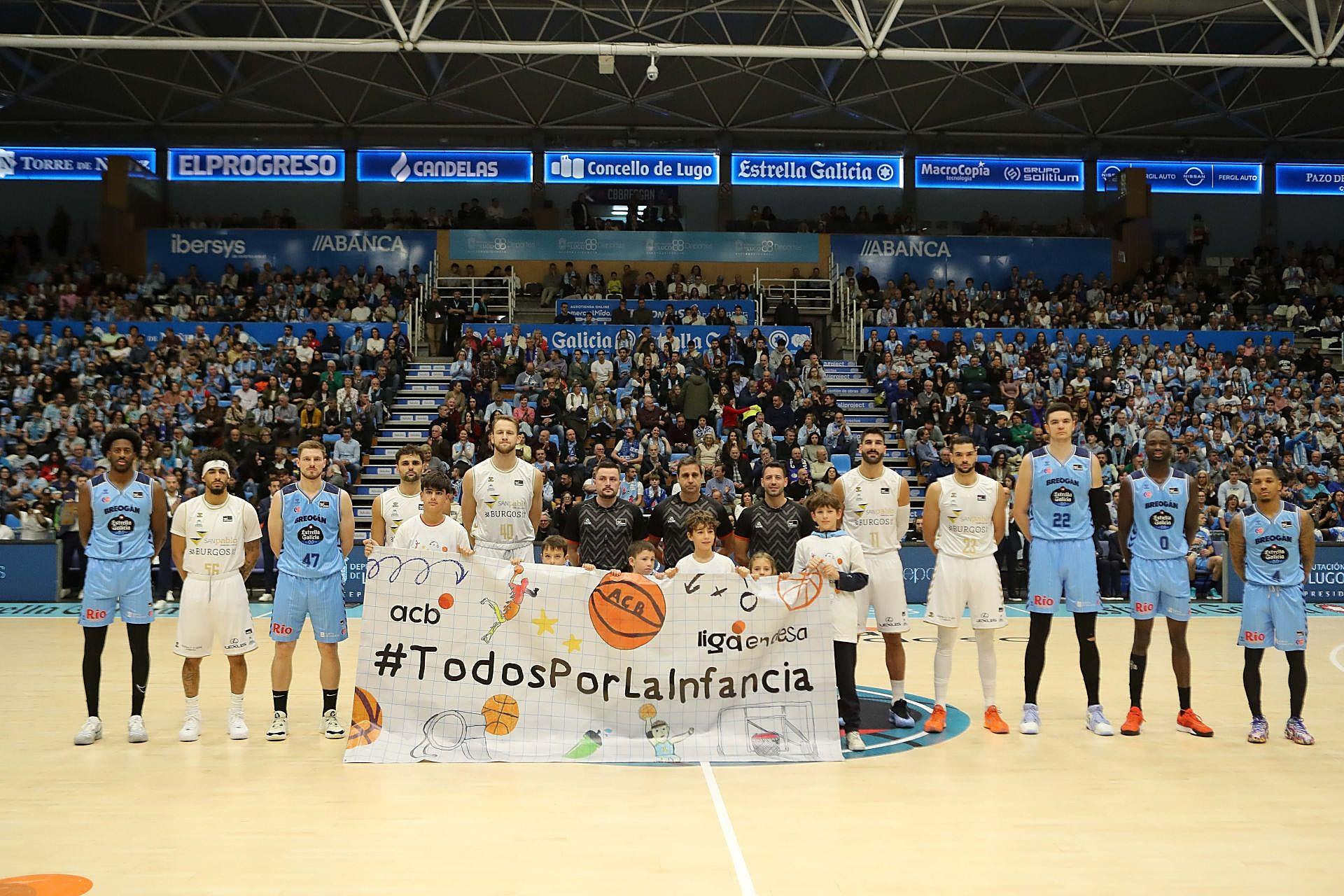 La derrota del San Pablo Burgos ante Río Breogán, en imágenes