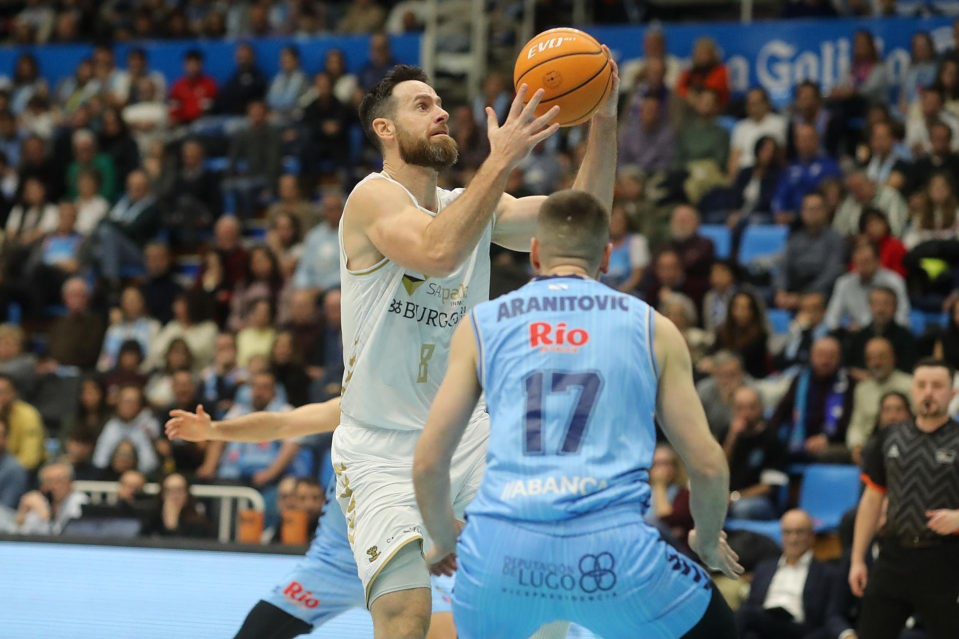 La derrota del San Pablo Burgos ante Río Breogán, en imágenes