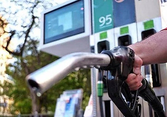 Imagen de archivo de una gasolinera.