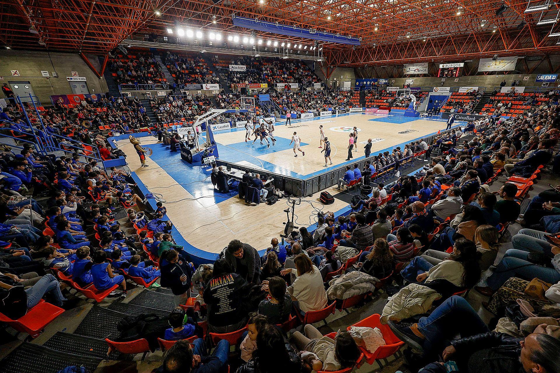 La derrota del Grupo Ureta Tizona frente al Ourense, en imágenes