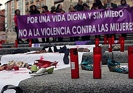 Imagen de una concentración contra la violencia de génerpo en Burgos.