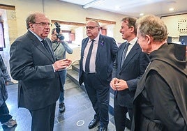 Juan Vicente Herrera en el Convento de San Francisco para recibir el premio.