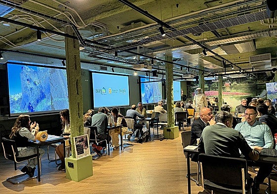 Encuentro de profesionales del sector en el espacio Comet Meetings-Retiro de Madrid.