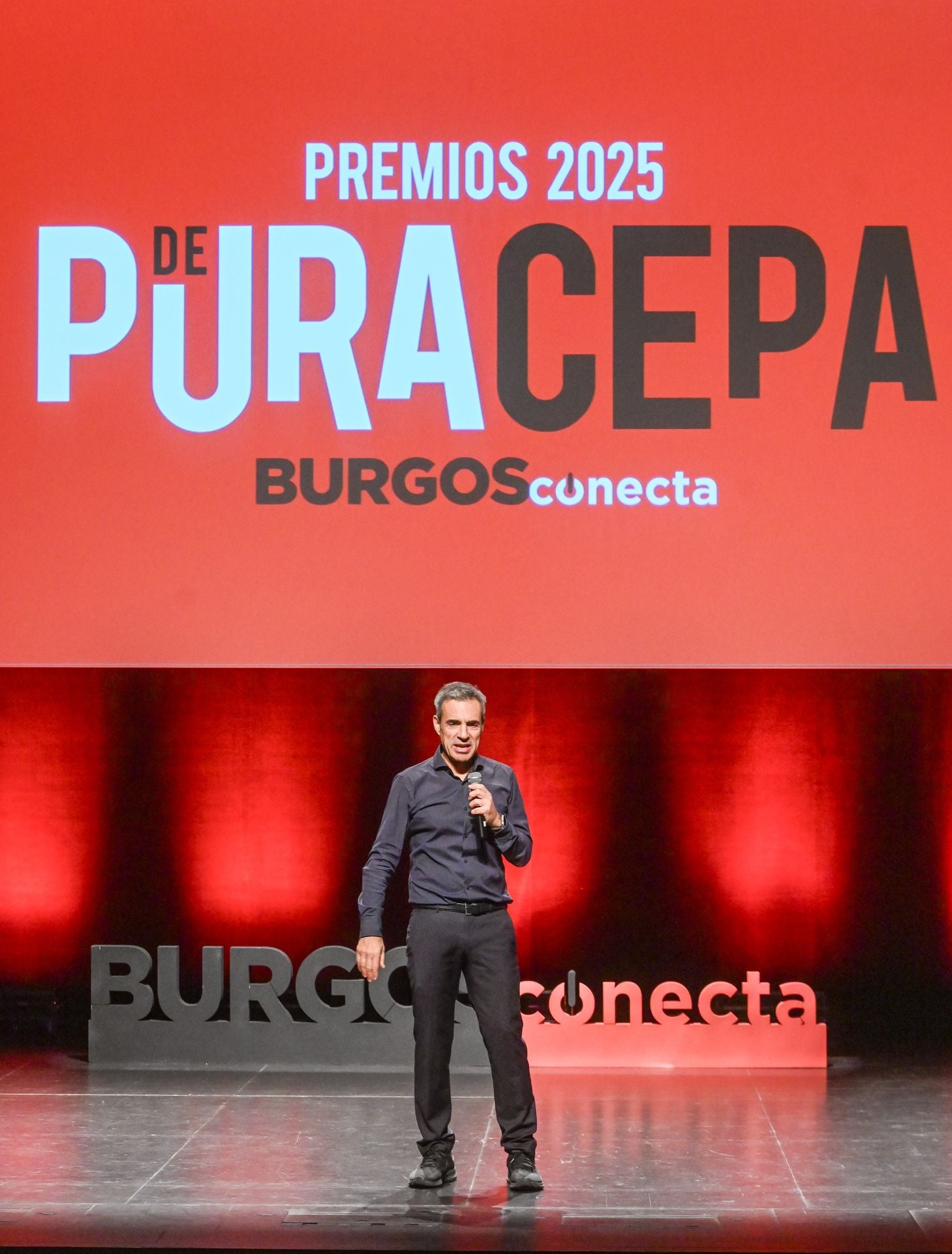 El humorista Dani de la Cámara condujo la gala.