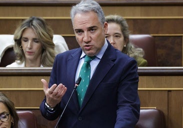 Bendodo denuncia en Burgos que «Sánchez asfixia a los alcaldes del PP»