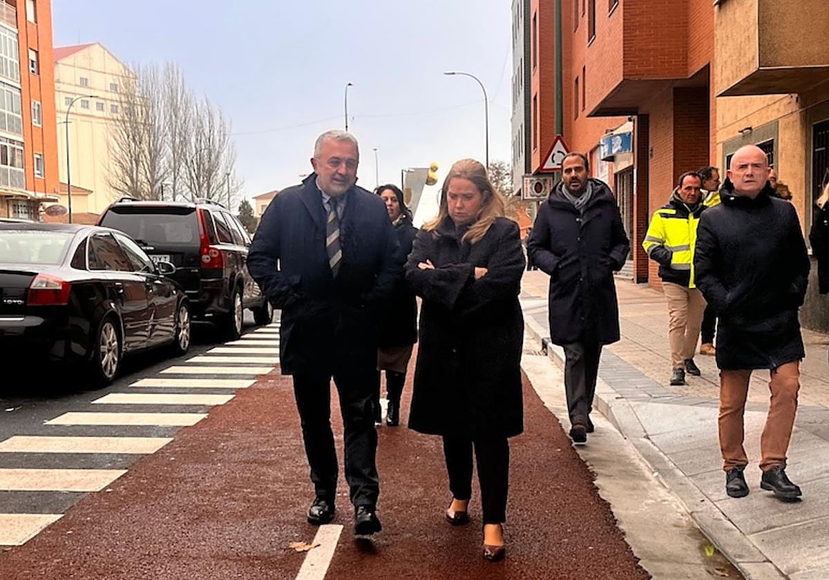 La alcaldesa, Cristina Ayala, y el subdelegado del Gobierno, Pedro de la Fuente.