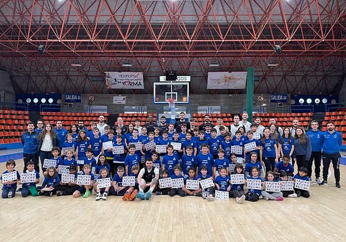 Participantes en una edición anterior del Campus Solidario de Navidad, 'San Pablo Fundación la Caixa'.