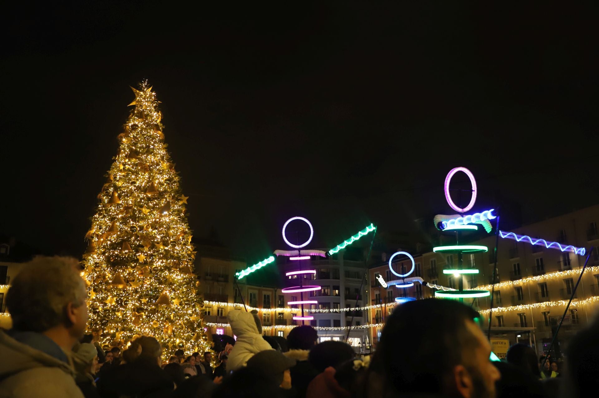 El encendido de las luces de Navidad de Burgos, en imágenes
