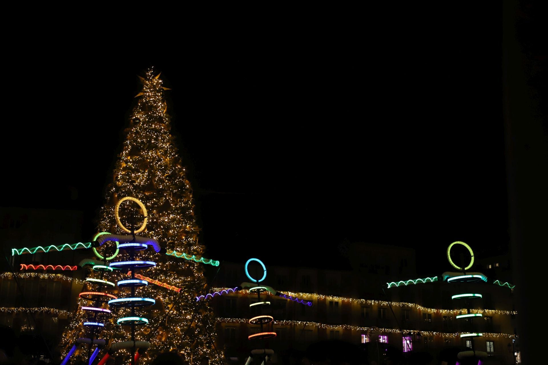 El encendido de las luces de Navidad de Burgos, en imágenes