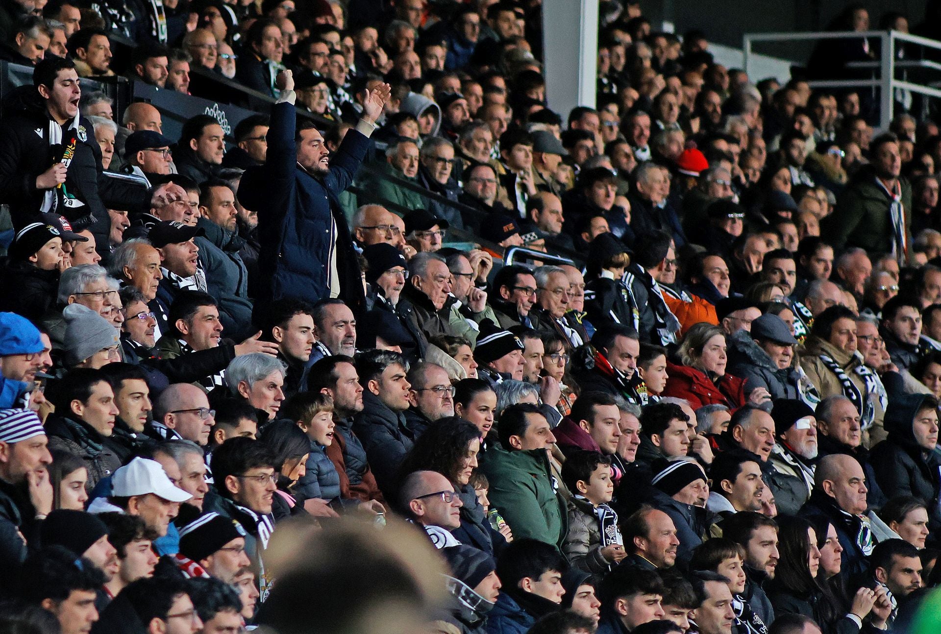 La derrota del Burgos CF contra el Albacete, en imágenes