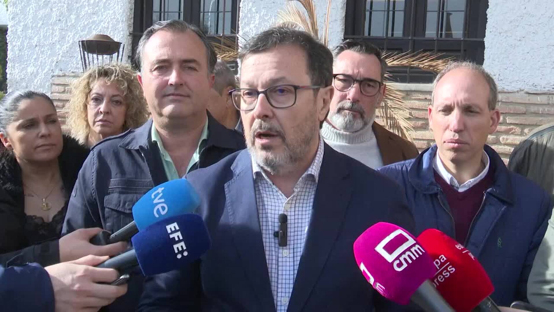 Fúster (Vox) tacha la manifestación convocada por Feijóo como "una burla"