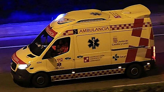 Herido el conductor de un camión tras empotrarse contra una vivienda en Burgos