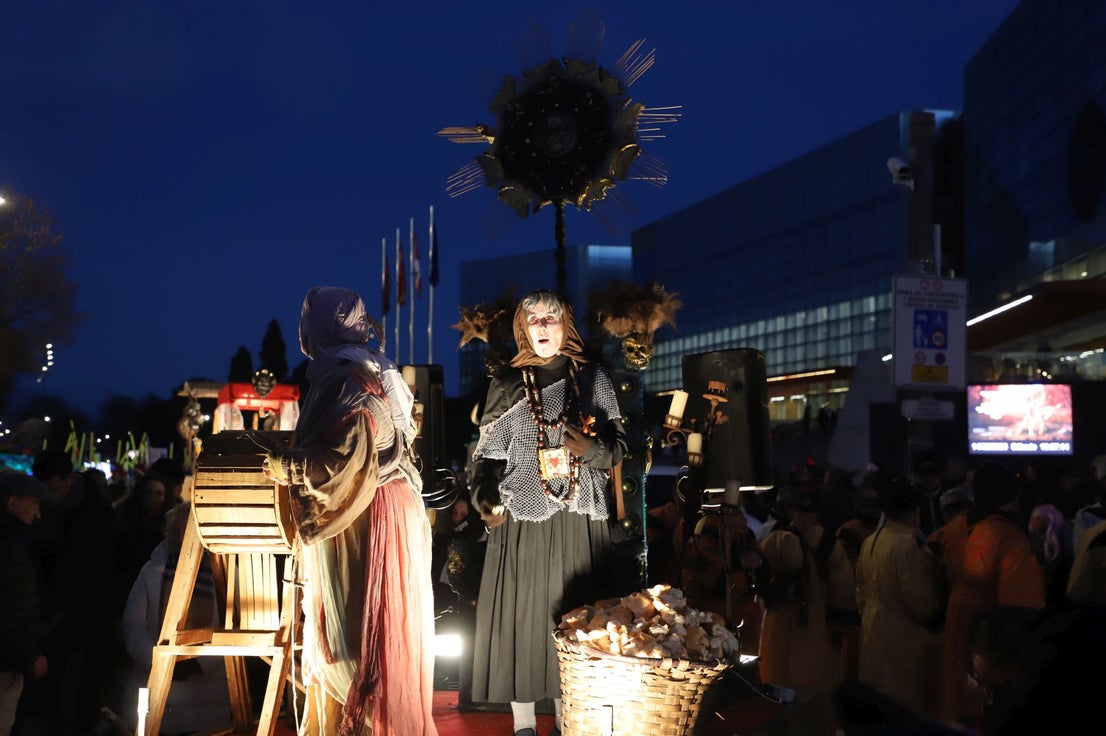 El desfile de Carnaval de Burgos, en imágenes