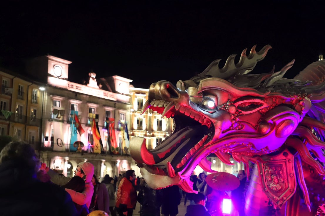 El desfile de Carnaval de Burgos, en imágenes