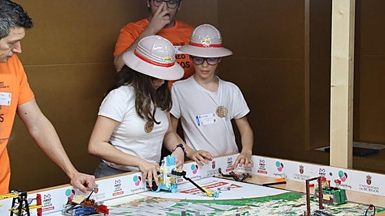 Así ha sido en imágenes la First Lego League celebrada en la Universidad de Burgos