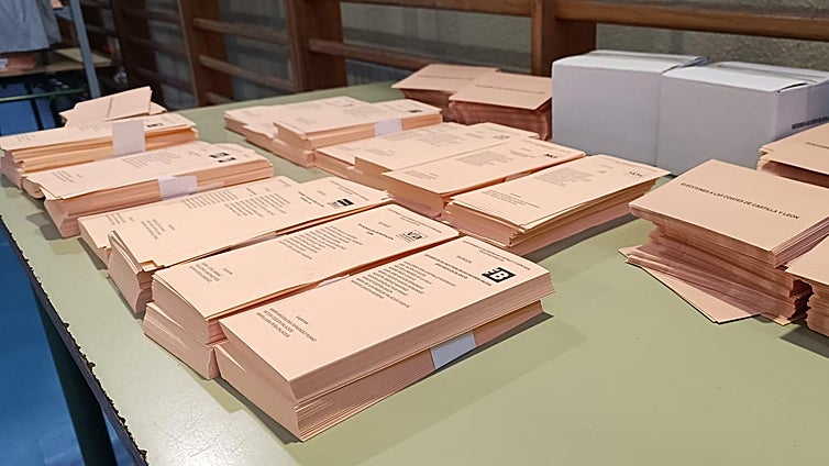 Tres municipios de Burgos echan mano de vecinos de otros pueblos para constituir las mesas electorales